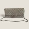 Chanel clutch met ketting tweedehands East West model