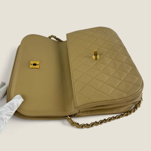 Chanel lamb quilted leather shoulderbag vintage 24k goldplated hardware