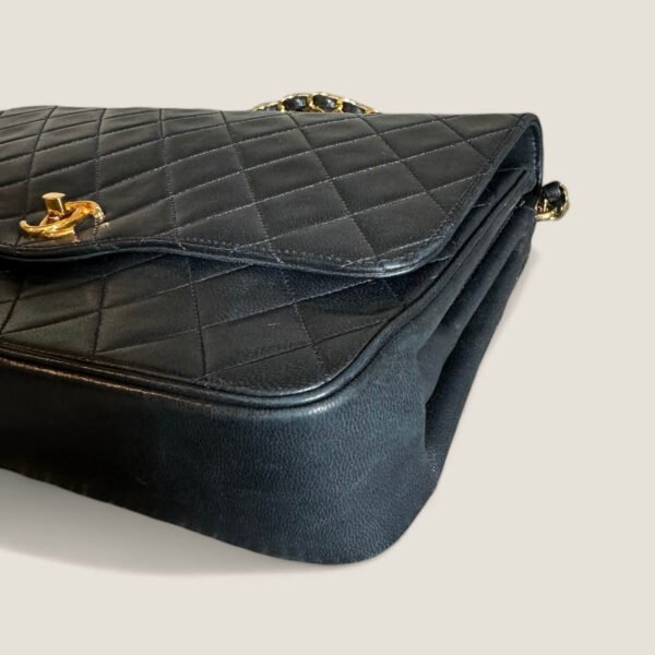 Chanel turnlock dark blue lambskin goldplated hardware vintage