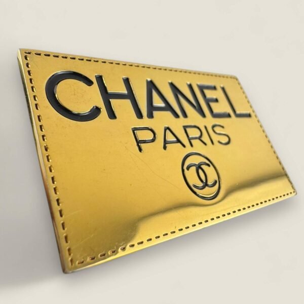 Chanel Paris CC logo vintage brooch goldplated