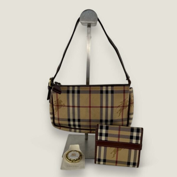 Burberry geruite schoudertas en portemonnee set