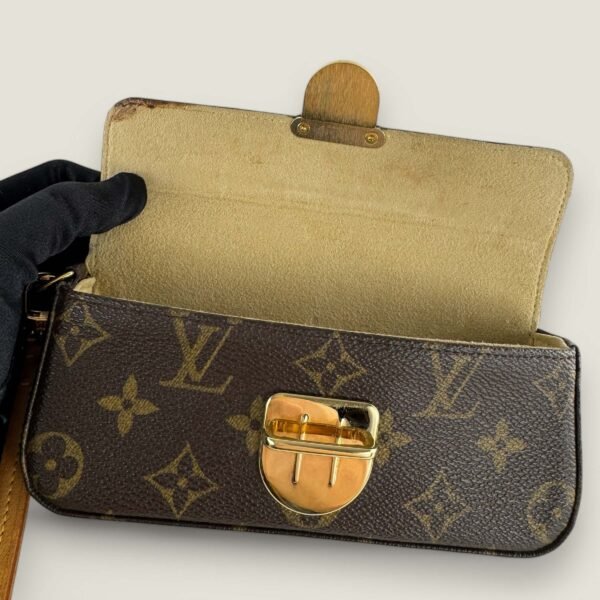 Pre-owned Louis Vuitton pochette lagoon case