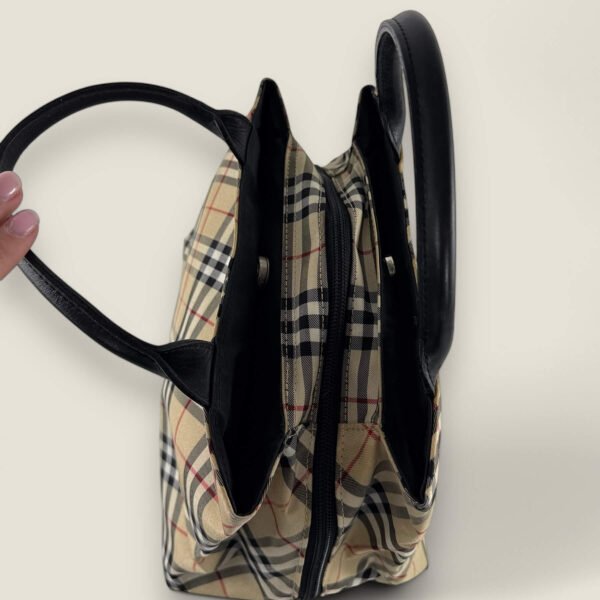 Pre-owned Burberry Nova Check blue label geruit beige