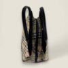 Tweedehands Burberry handtas beige ruit