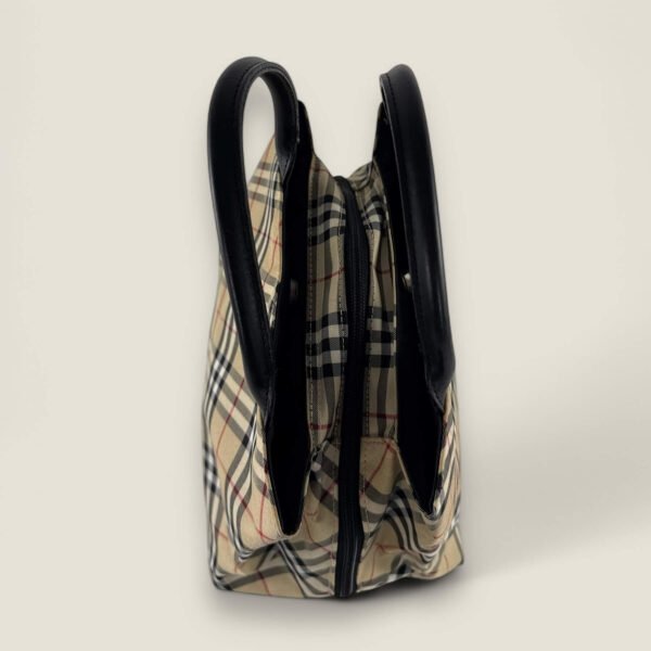 Tweedehands Burberry handtas beige ruit