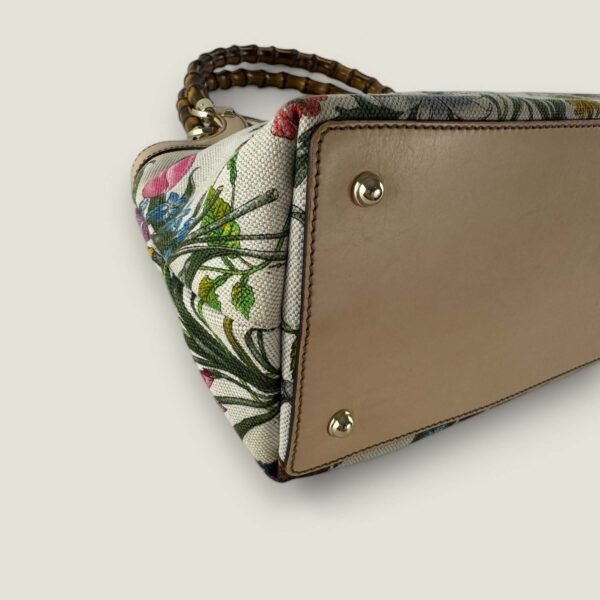 Tweedehands designer tas Gucci authentiek hoekjes