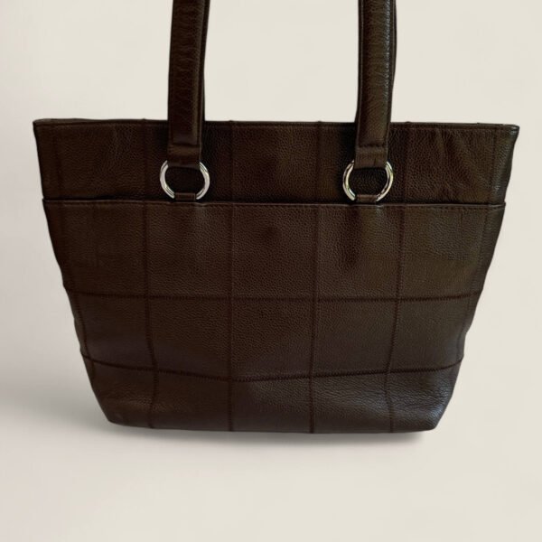 Chanel preloved choco bar gevoerde shopper tas 2004- 2005