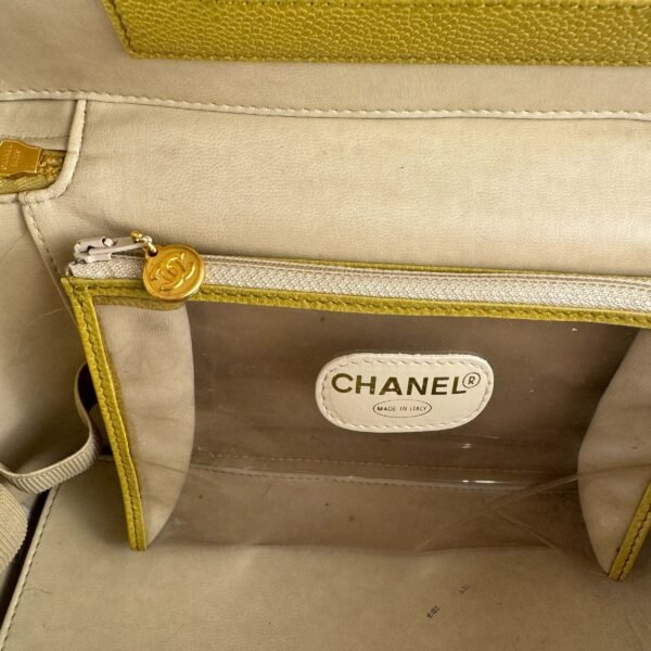 Tweedehands Chanel beautycase caviar leer
