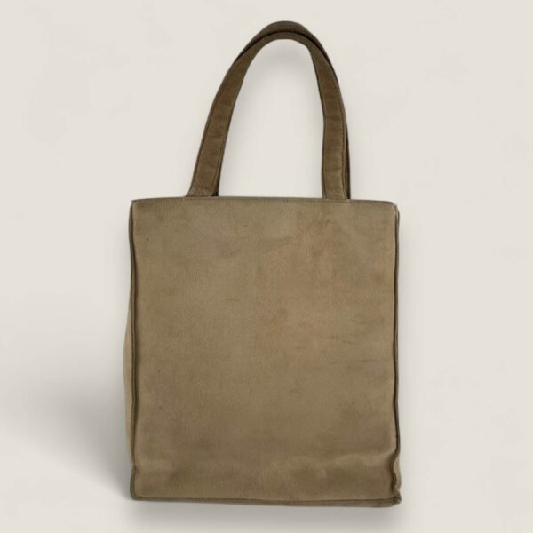Authentieke tweedehands Chanel mini tote beige