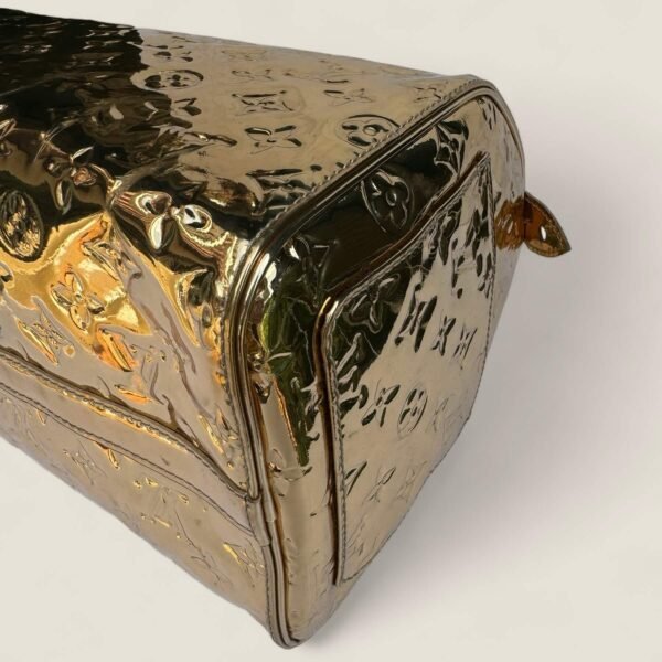 Hoeken Louis Vuitton miroir tas
