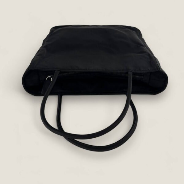 Pre-owned Prada tas zwart nylon