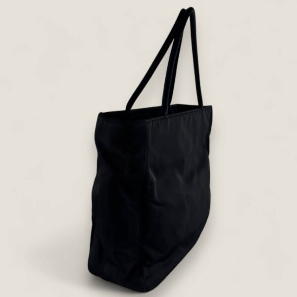 Tweedehands Prada nylon tas
