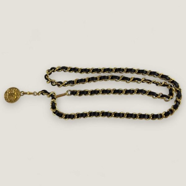Vintage Chanel matelasse 1982 chain belt