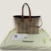 Authentieke Burberry London shopper met dustbag en Entrupy certificaat