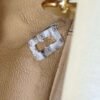Beschadigd serienummer vintage Chanel tas