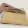 Binnenkant tweedehands Chanel portemonnee