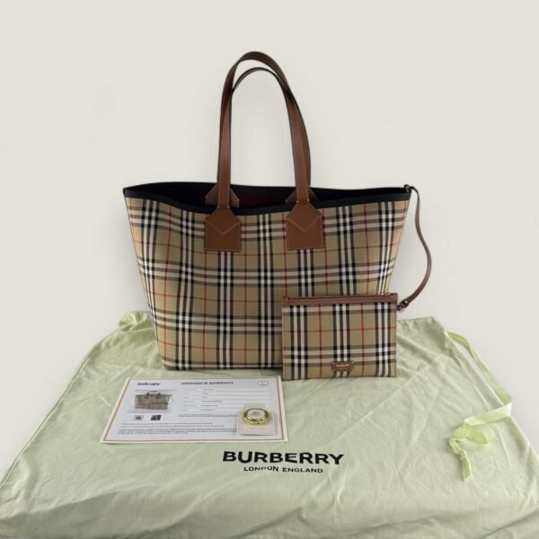 Burberry London shopper nova check