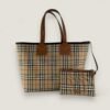 Burberry London tote met pouch