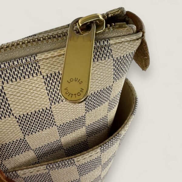 Hardware Louis Vuitton Totally PM