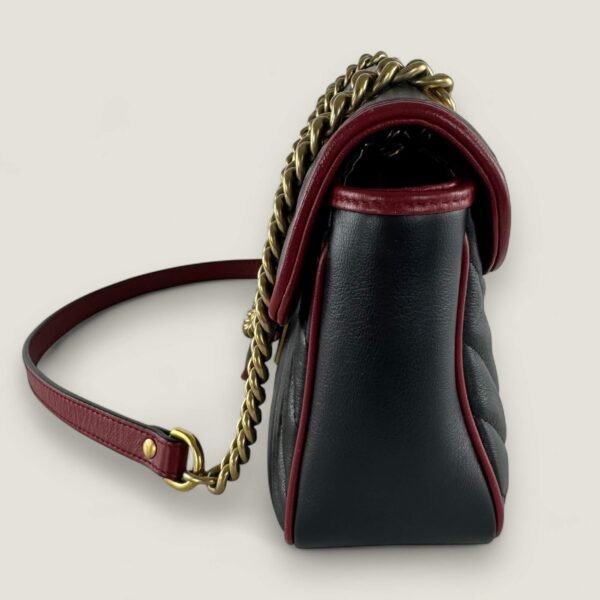 Tweedehands Gucci tas zijkant