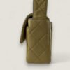 Zijaanzicht tweedehands Chanel tas