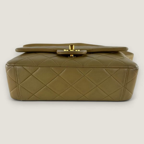 onderkant vintage Chaneltas