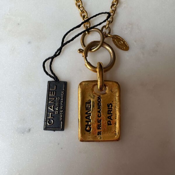 Authentieke Chanel ketting en Chanel tag