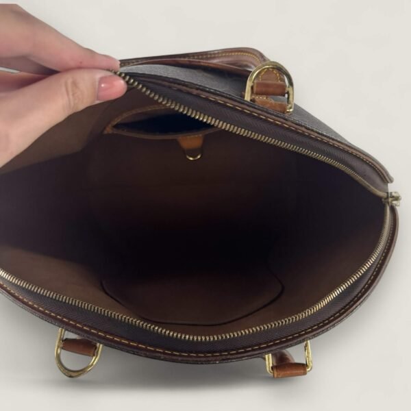 Binnenkant vintage Louis Vuitton Ellipse