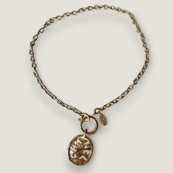 Chanel vintage ketting cutout pendant