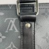 Hardware Louis Vuitton Keepall Bandoulière 50 close-up