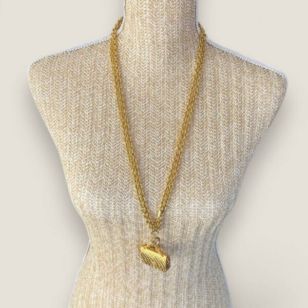 Long vintage necklace Chanel mini bag 24k goldplated