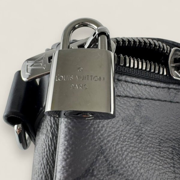 Overzicht interieur Louis Vuitton Keepall 50