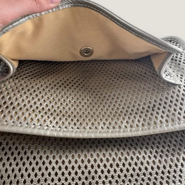 Preloved Chanel up in the air shoulderbag