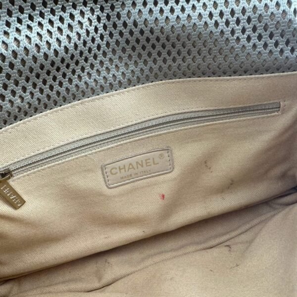 binnenkant tweedehands Chanel tas