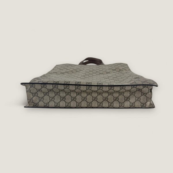 onderkant authentieke Gucci GG supreme tote