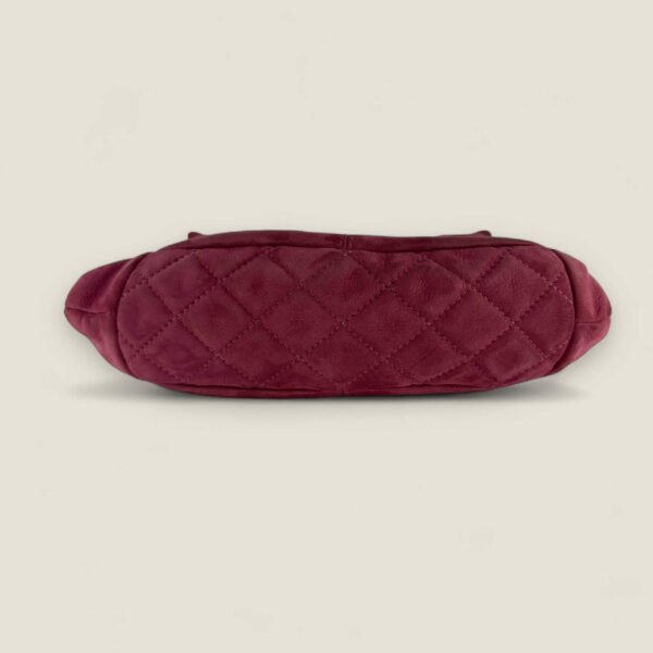 onderkant originele Chanel schoudertas onderkant originele Chanel schoudertas