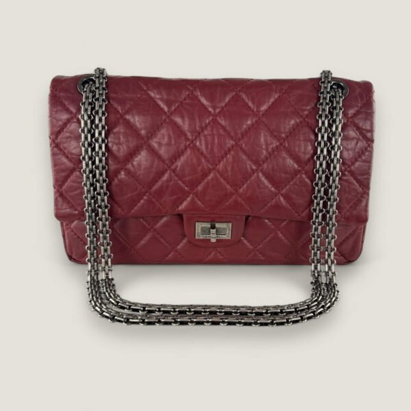 Chanel reissue 226