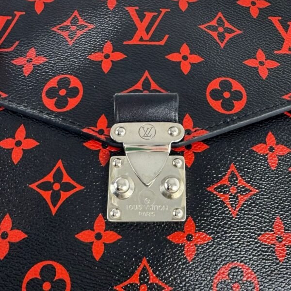 Louis Vuitton sluiting zilveren hardware authentieke tas