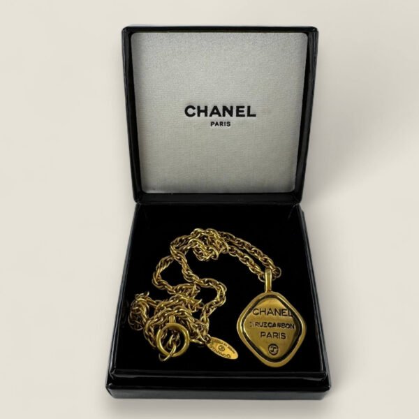 Tweedehands Chanel ketting verguld