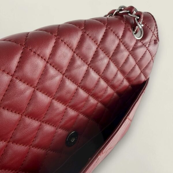 Achtervak authentieke Chanel tas tweedehands Achtervak authentieke Chanel tas tweedehands
