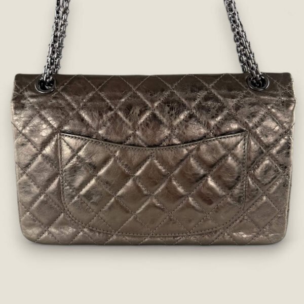 Chanel 2.55 metallic bronze leren schoudertas Chanel 2.55 metallic bronze leren schoudertas