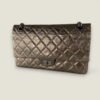 Chanel Reissue 226 metallic bronze vooraanzicht Chanel Reissue 226 metallic bronze vooraanzicht