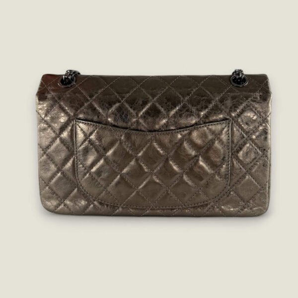Chanel Reissue metallic bronze achterkant tas Chanel Reissue metallic bronze achterkant tas