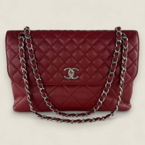 Chanel jumbo quilted flap bag Chanel jumbo quilted flap bag