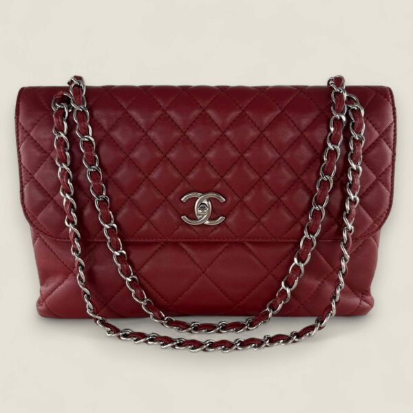 Chanel jumbo quilted flap bag Chanel jumbo quilted flap bag