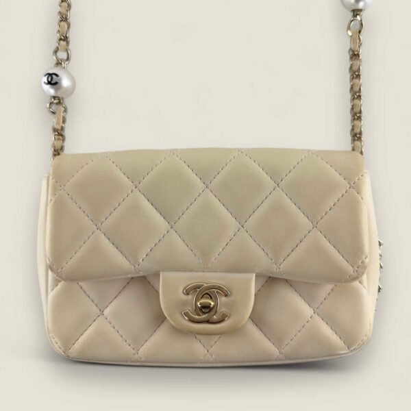 Chanel my precious pearls chain single flap bag Chanel my precious pearls chain single flap bag