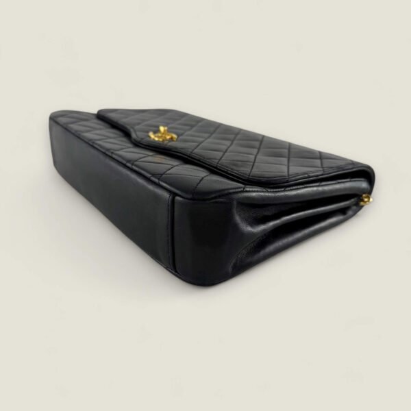 Chanel vintage matelasse single flap zwart leer Chanel vintage matelasse single flap zwart leer