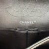 Vintage Chanel Reissue 226 metallic bronze detailfoto Vintage Chanel Reissue 226 metallic bronze detailfoto