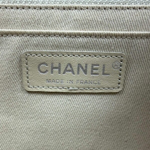 authentieke Chanel handtas binnenkant authentieke Chanel handtas binnenkant