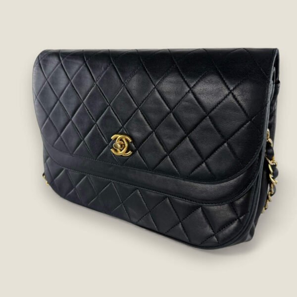 Chanel Double Flap Half Moon schoudertas zwart